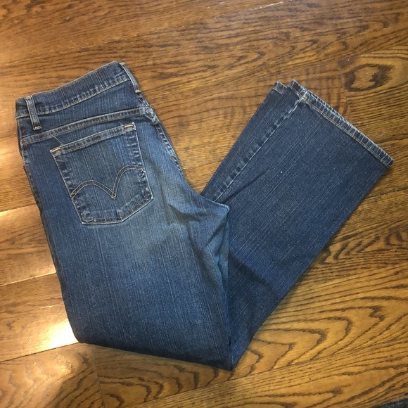 LEVIS Women’s 550 Relaxed Bootcut Leg Jeans Size 16 - Picture 2 of 6